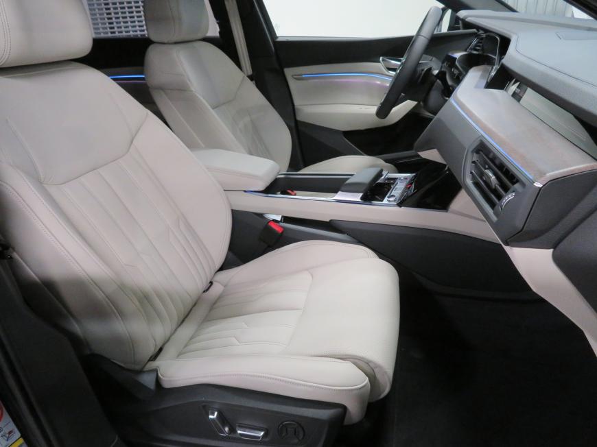 aa Audi Q8 e-tron Sportback S line quattro 55 300kW