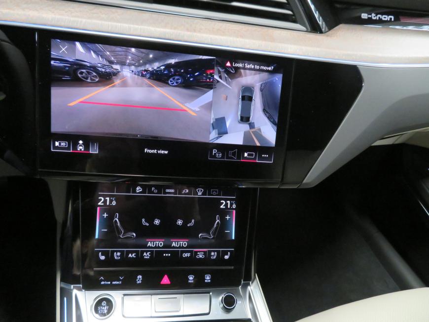 aa Audi Q8 e-tron Sportback S line quattro 55 300kW