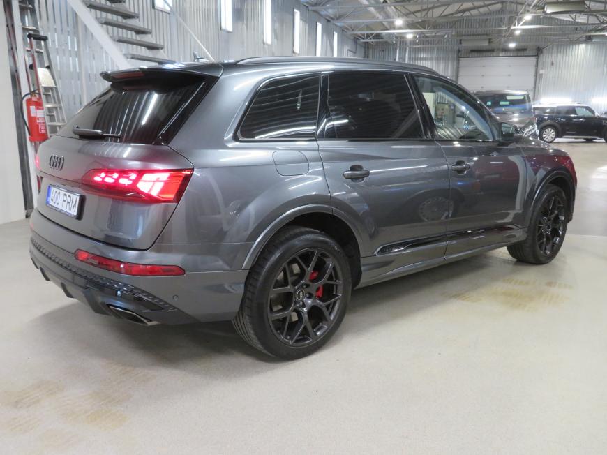 aa Audi Q7 SUV S line 60 TFSI e