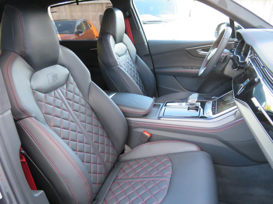 aa Audi Q7 SUV S line 60 TFSI e