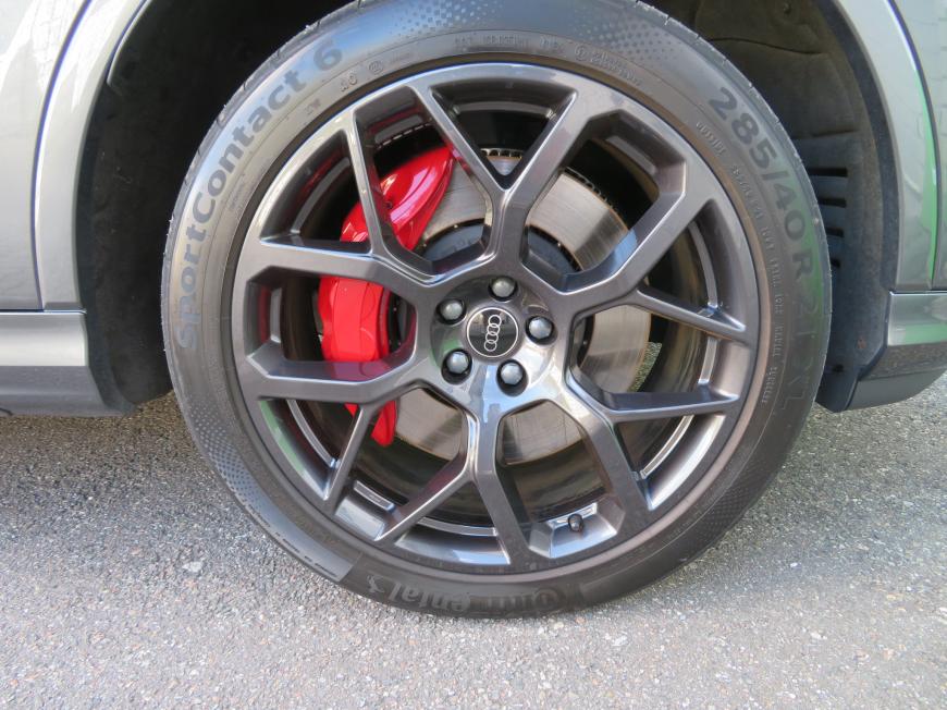 aa Audi Q7 SUV S line 60 TFSI e