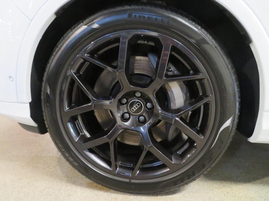 aa Audi Q7 S line 55 TFSI e quattro