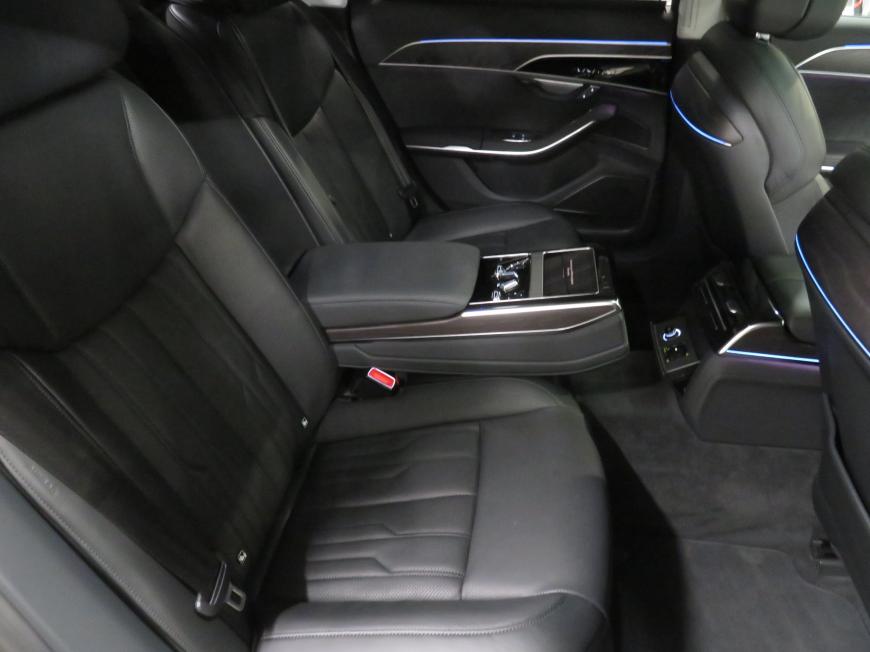 aa Audi A8 60 TFSI e quattro 