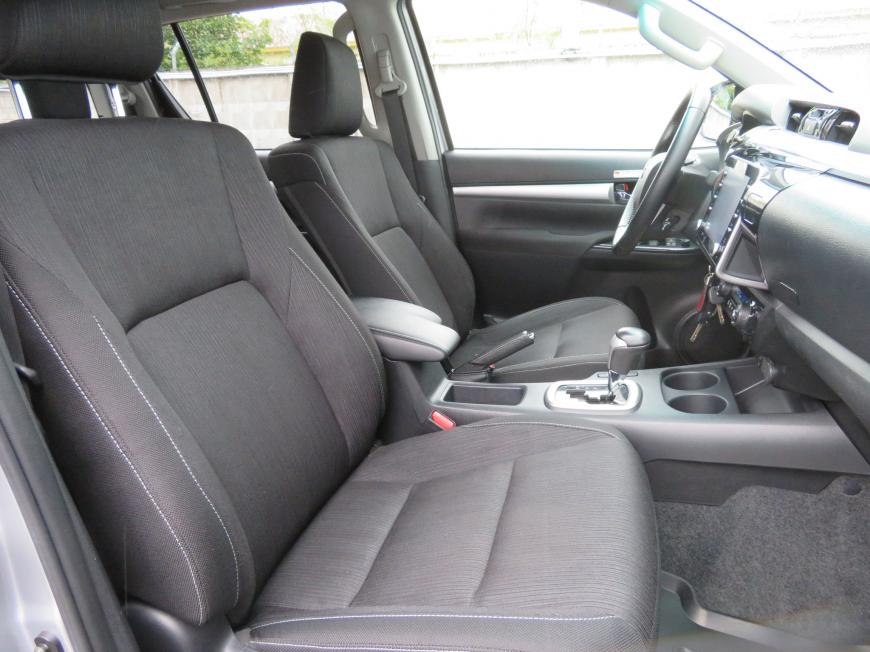 aa Toyota Hilux 