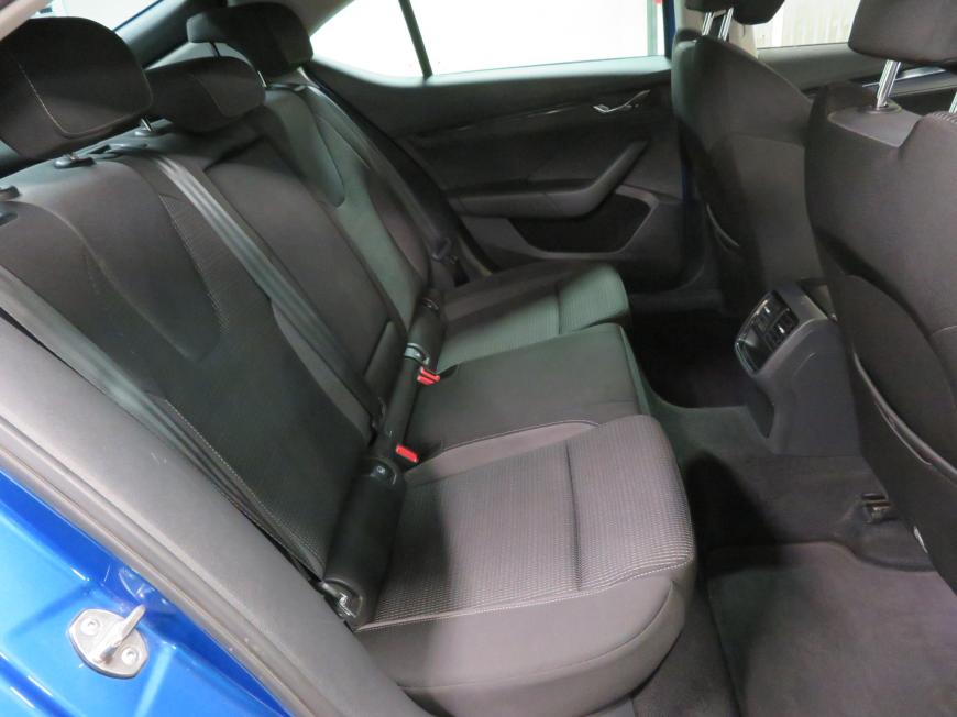 aa Skoda Octavia HB Ambition TDI