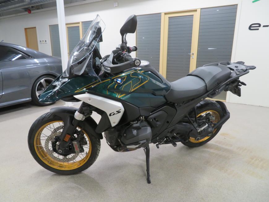 aa BMW R 1300 GS 
