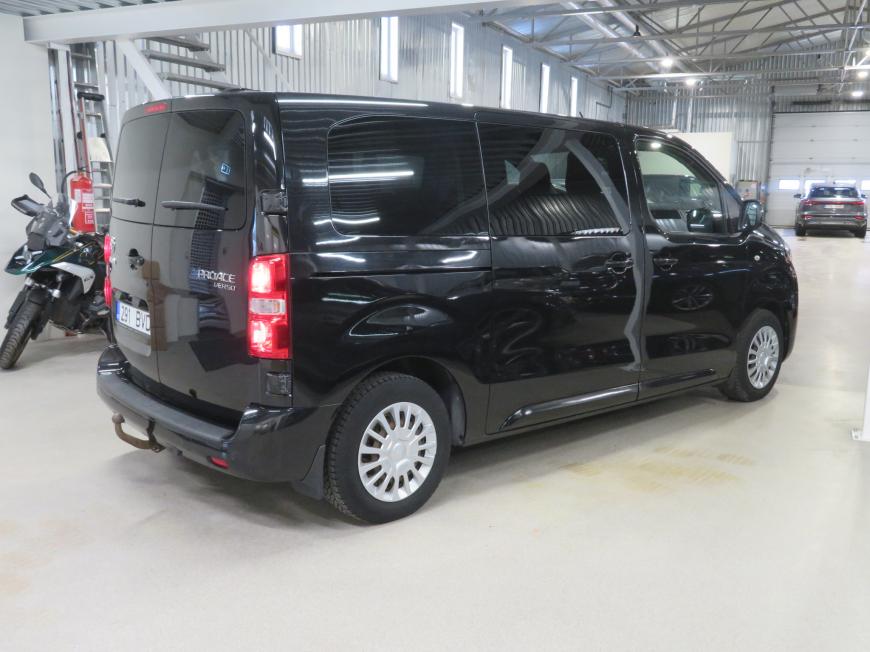 aa Toyota ProAce Verso