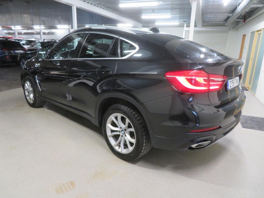 aa BMW X6 xDrive 30D