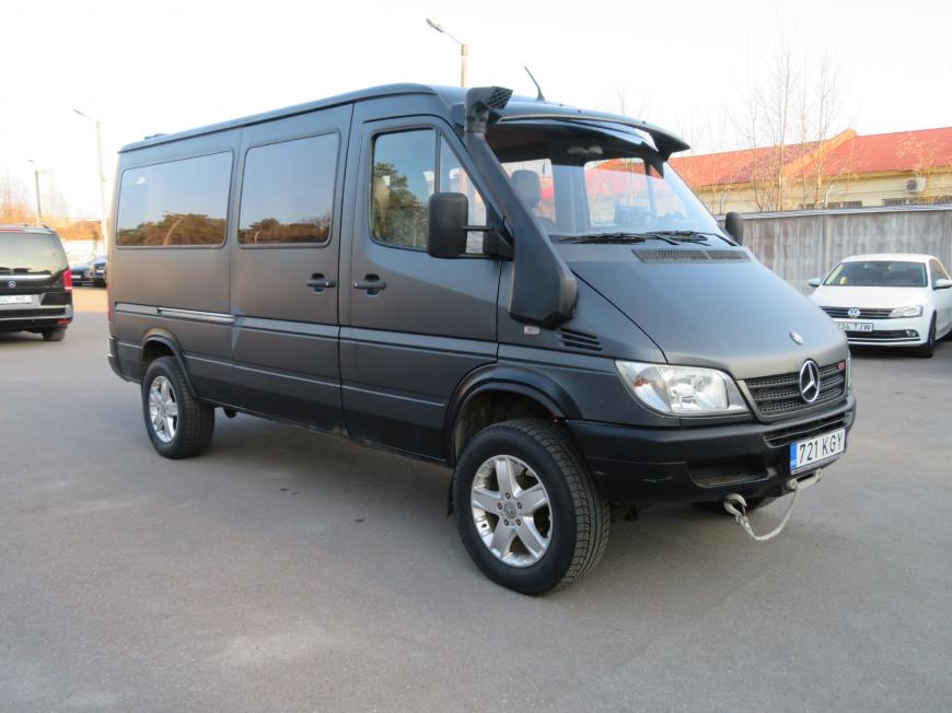 aa Mercedes-Benz 313 CDI 4X4 
