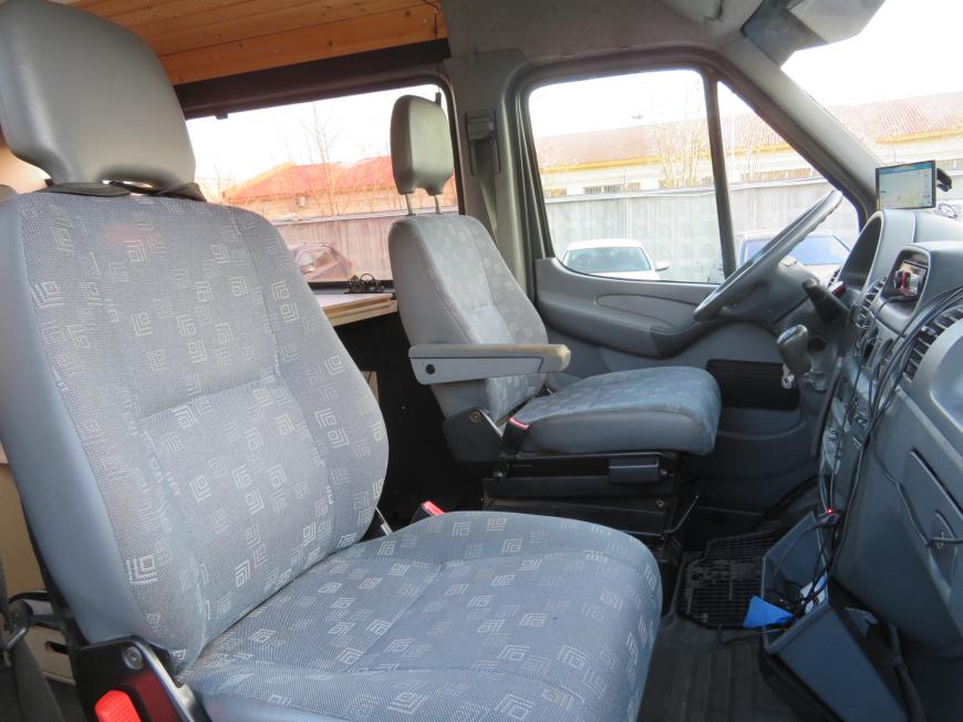 aa Mercedes-Benz 313 CDI 4X4 