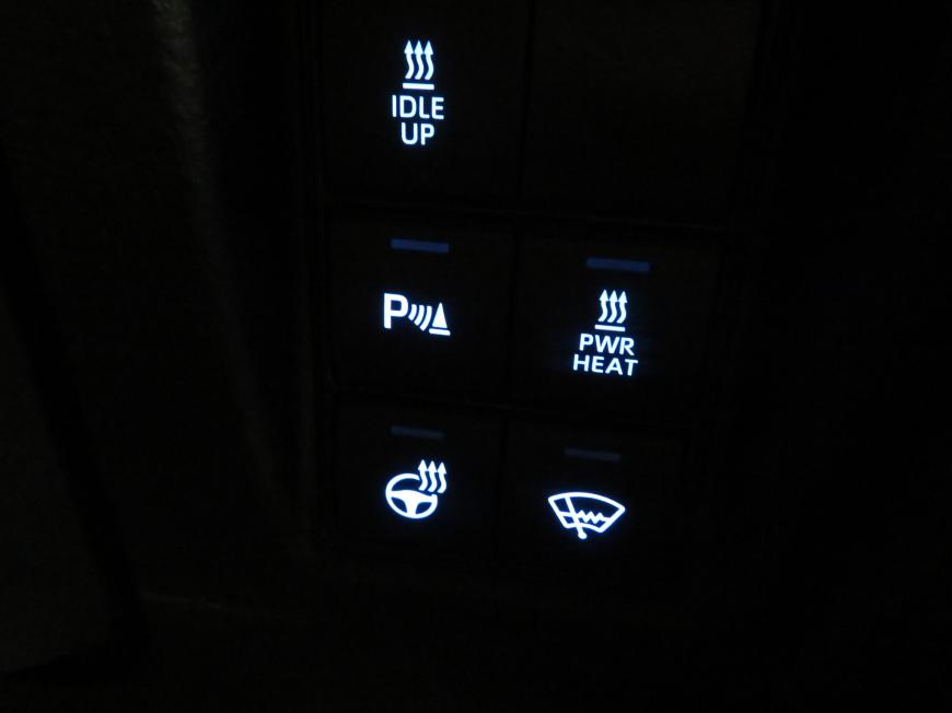 aa Toyota Land Cruiser Executive N1