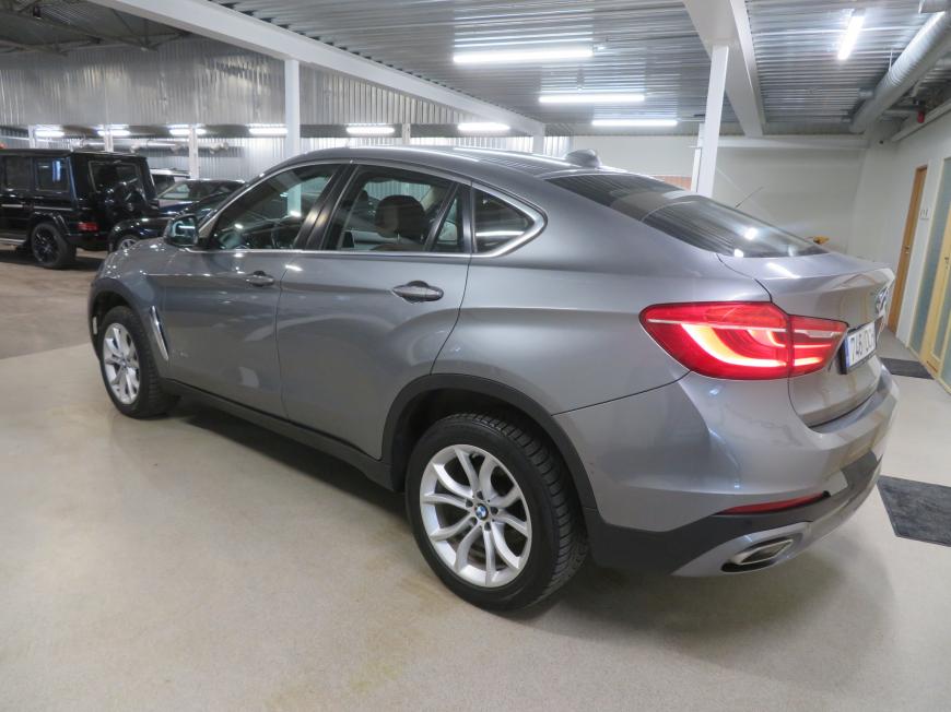 aa BMW X6 xDrive 30D