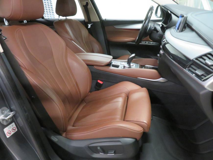 aa BMW X6 xDrive 30D