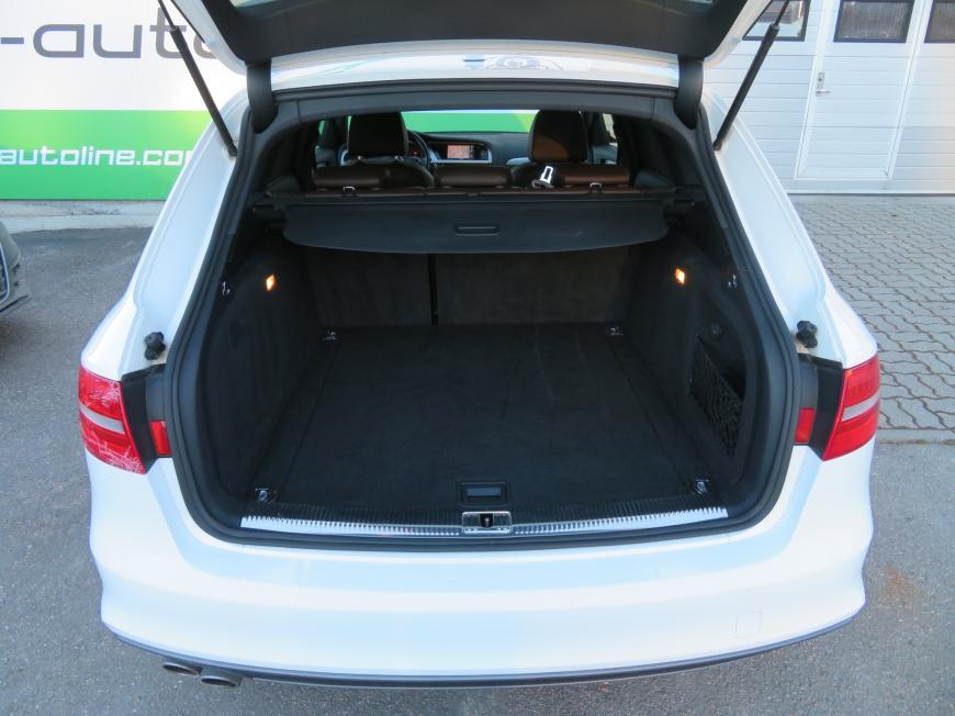 aa Audi A4 Avant S-line