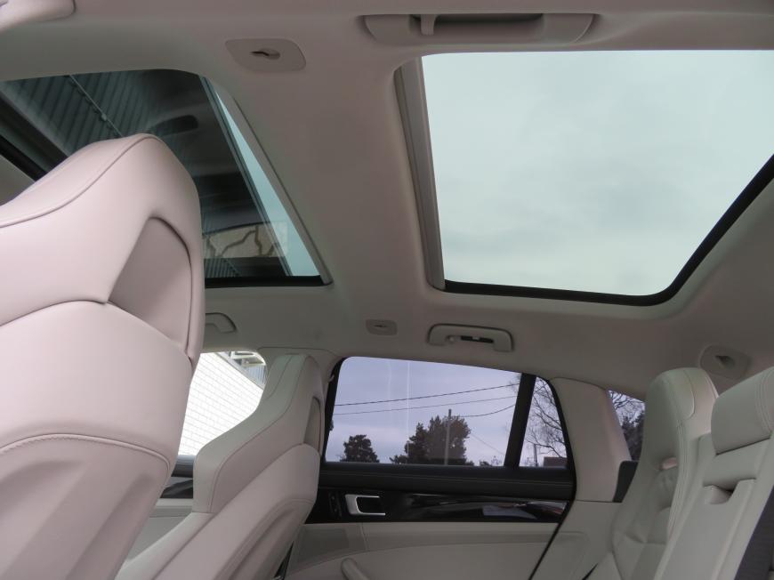 aa Porsche Panamera 4 E-Hybrid Sport Turismo