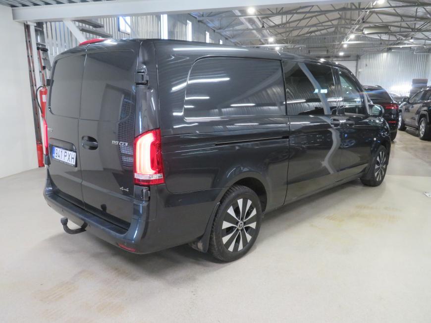 aa Mercedes-Benz Vito 119CDi 4x4