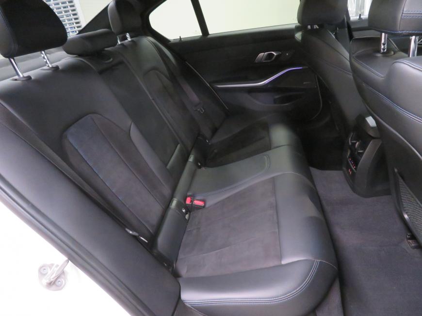 aa BMW 330 e xDrive M-Sportpakett