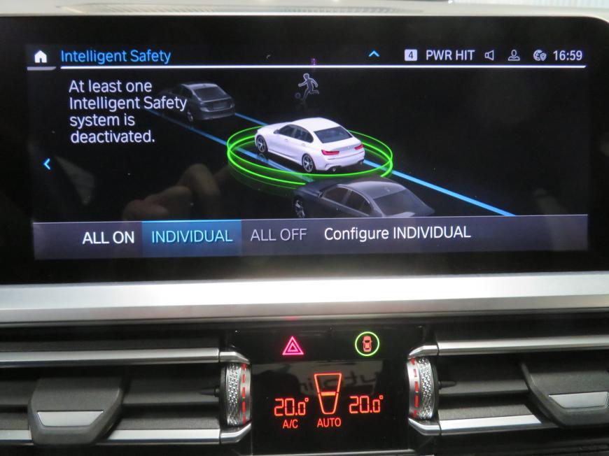 aa BMW 330 e xDrive M-Sportpakett