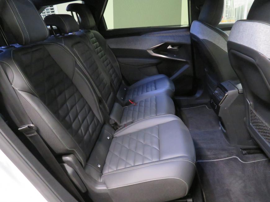 aa Peugeot 5008 GT Hybrid 136 e-DCS6