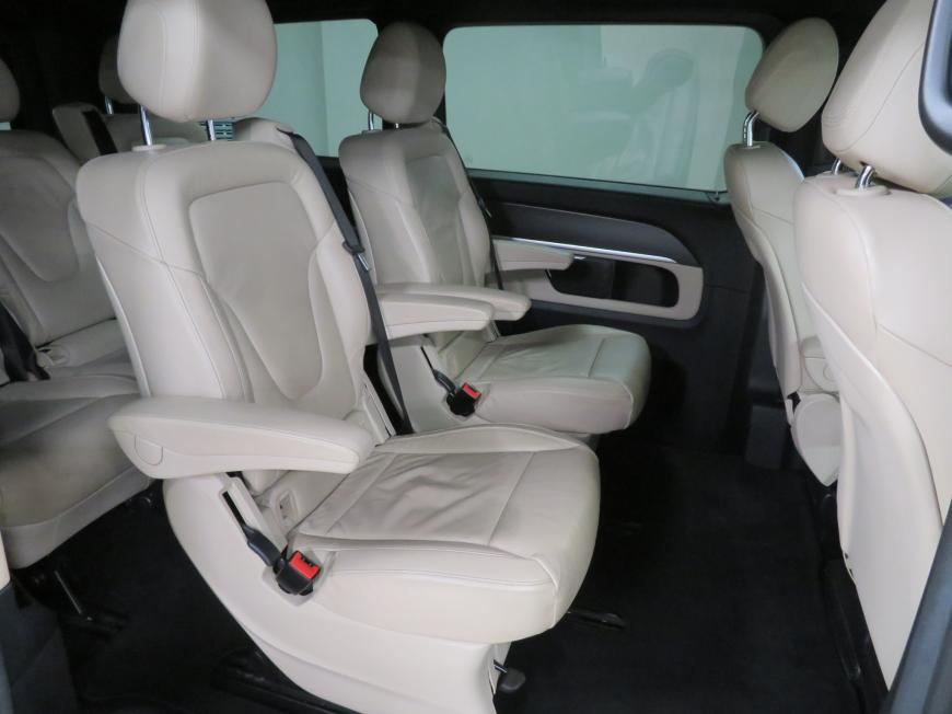 aa Mercedes-Benz V 300 4Matic Avantgarde A2 AMG Line