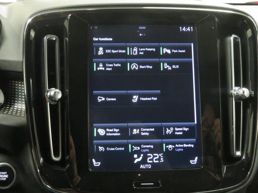 aa Volvo XC40 R-Design T4