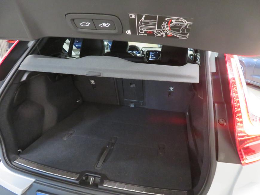 aa Volvo XC40 R-Design T4