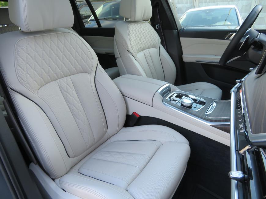aa BMW X7 xDrive40d M-Sportpakett