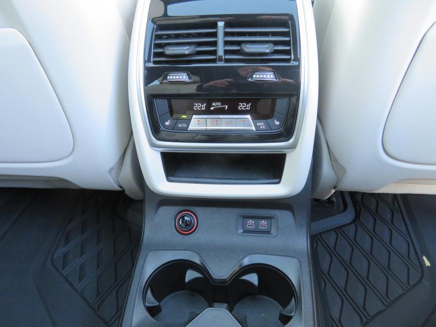 aa BMW X7 xDrive40d M-Sportpakett