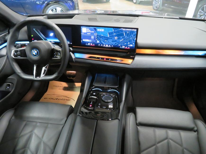 aa BMW 550 e xDrive M-Sportpakett