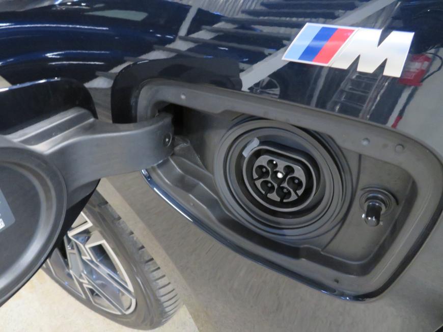 aa BMW 550 e xDrive M-Sportpakett