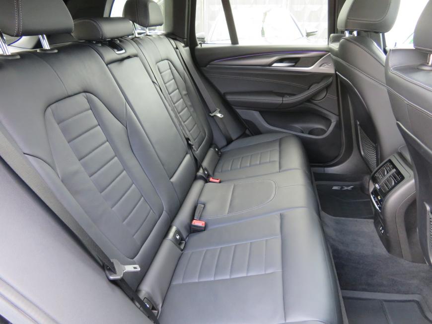 aa BMW X3 xDrive20d M-Sportpakett
