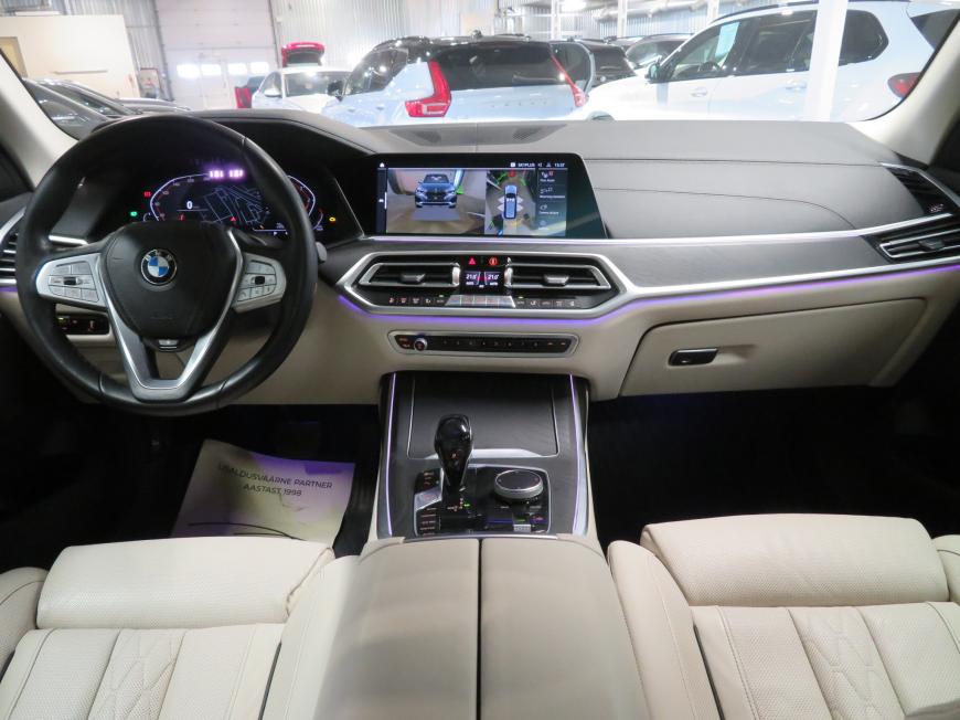 aa BMW X7 xDrive40d