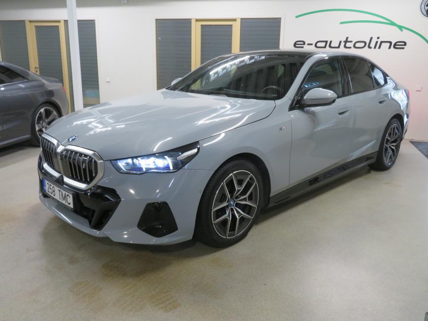 aa BMW i5 eDrive40 M-Sportpakett