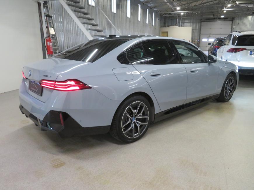 aa BMW i5 eDrive40 M-Sportpakett