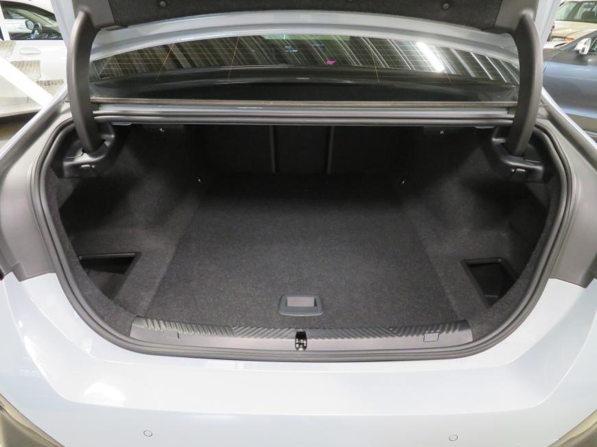 aa BMW i5 eDrive40 M-Sportpakett