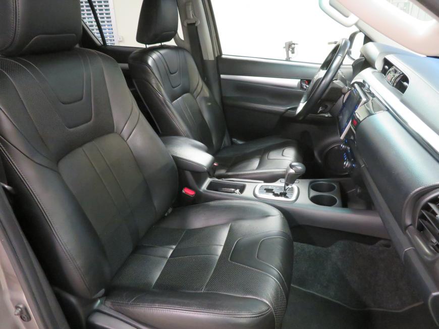aa Toyota Hilux Legend