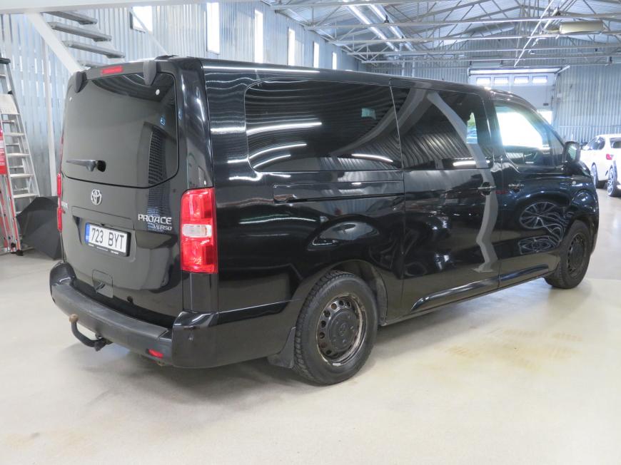 aa Toyota ProAce Verso Long Double side door Executive