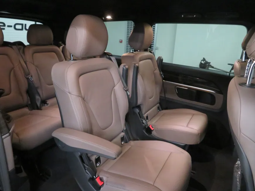 aa Mercedes-Benz V 300 4matic AMG Avangarde N1