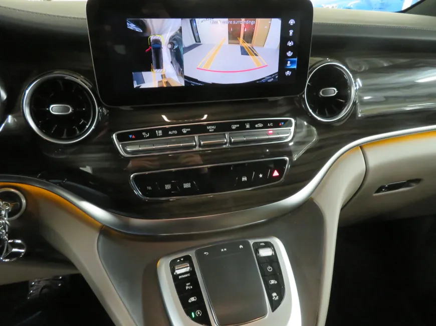 aa Mercedes-Benz V 300 4matic AMG Avangarde N1