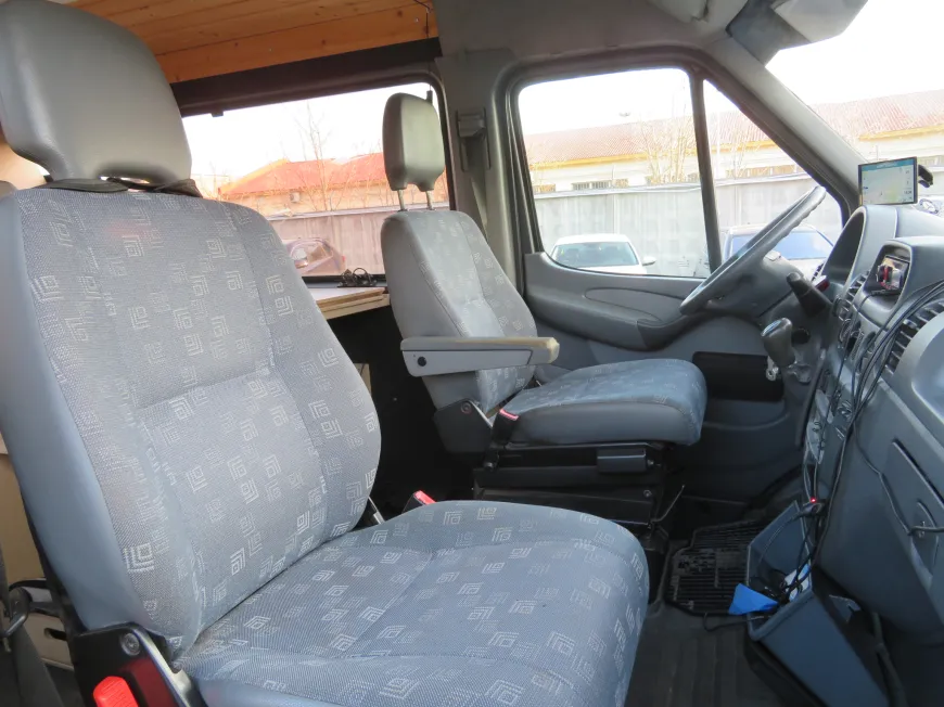 aa Mercedes-Benz 313 CDI 4X4 