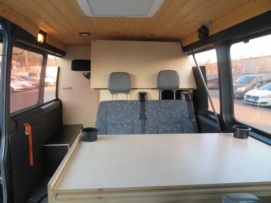aa Mercedes-Benz 313 CDI 4X4 