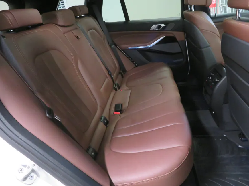 aa BMW X5 45e xDrive M-Sportpakett