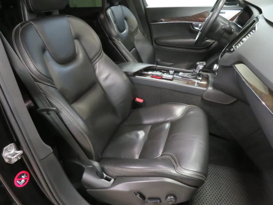 aa Volvo XC90 Inscription D5
