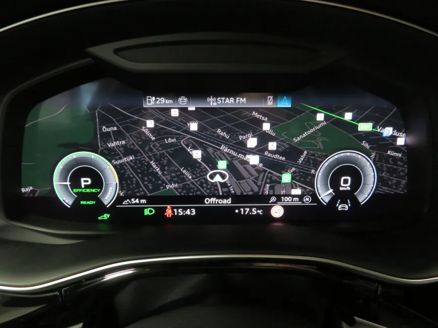 aa Audi Q8 SUV S line 55 TFSI e quattro