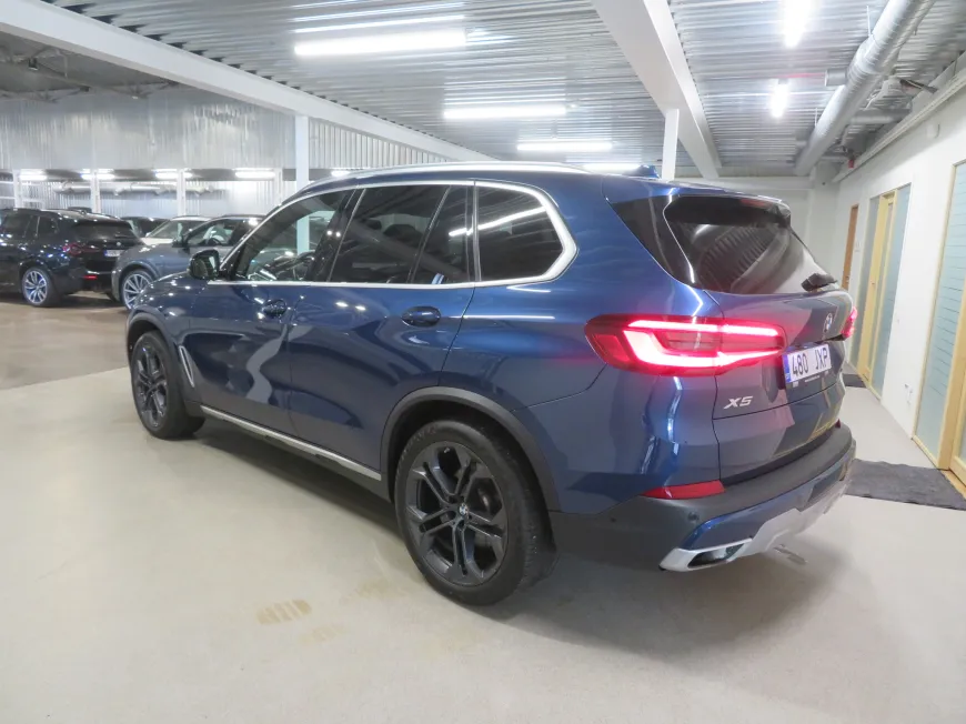 aa BMW X5 xDrive 40d