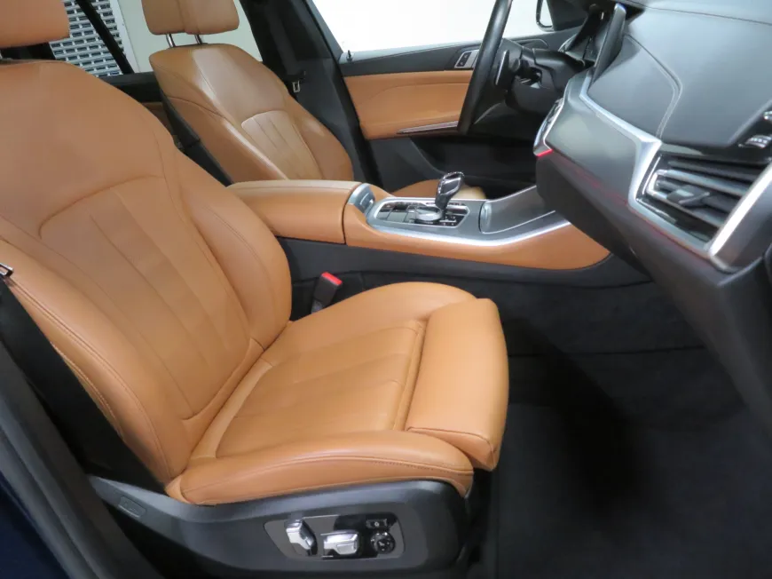 aa BMW X5 xDrive 40d