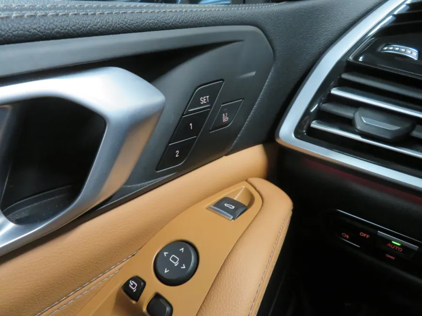 aa BMW X5 xDrive 40d
