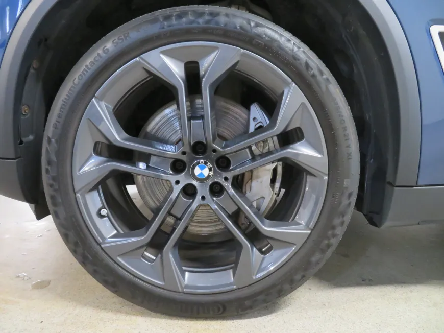 aa BMW X5 xDrive 40d