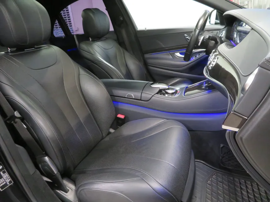 aa Mercedes-Benz S 450 AMG