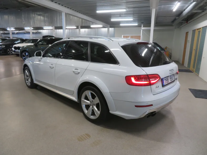aa Audi A4 allroad Quattro TDI